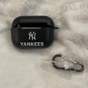 NEW NY Yankees AirPod pro case